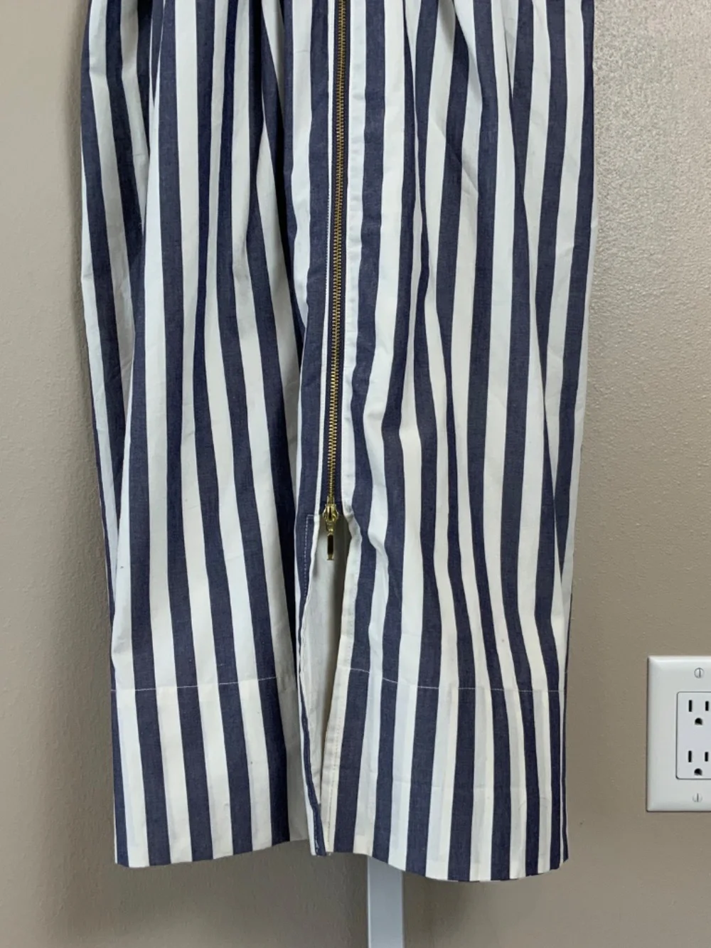 Anthropologie V-Neck Zip-Front Midi Dress - Picture 11 of 16